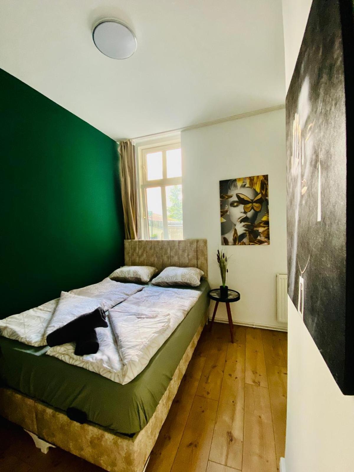 8 Fully Equipped Studio Shared Apt W Terrace Margareten Вена Экстерьер фото