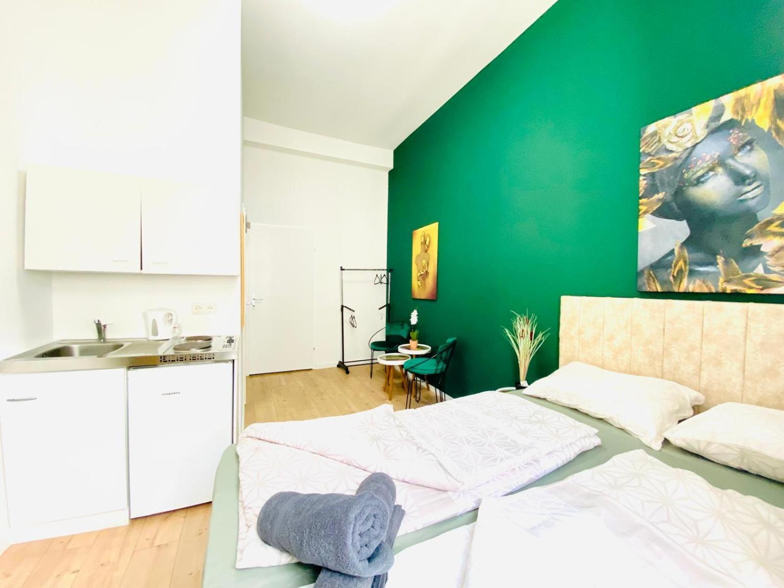 8 Fully Equipped Studio Shared Apt W Terrace Margareten Вена Экстерьер фото