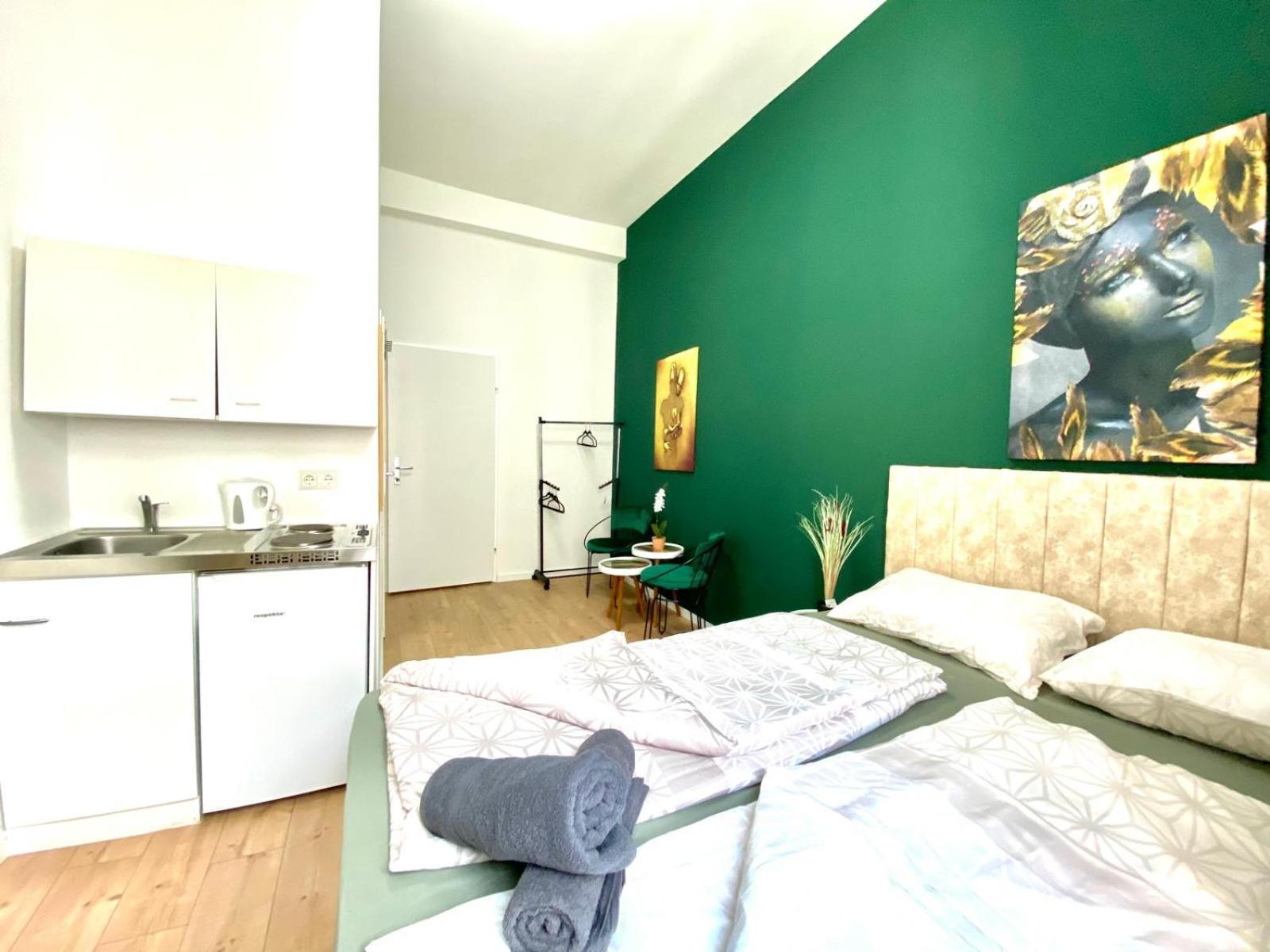 8 Fully Equipped Studio Shared Apt W Terrace Margareten Вена Экстерьер фото