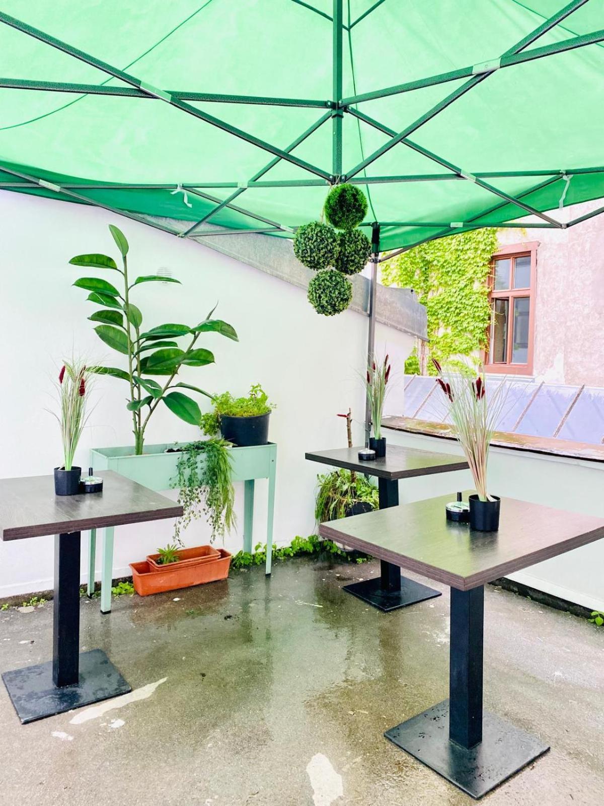 8 Fully Equipped Studio Shared Apt W Terrace Margareten Вена Экстерьер фото